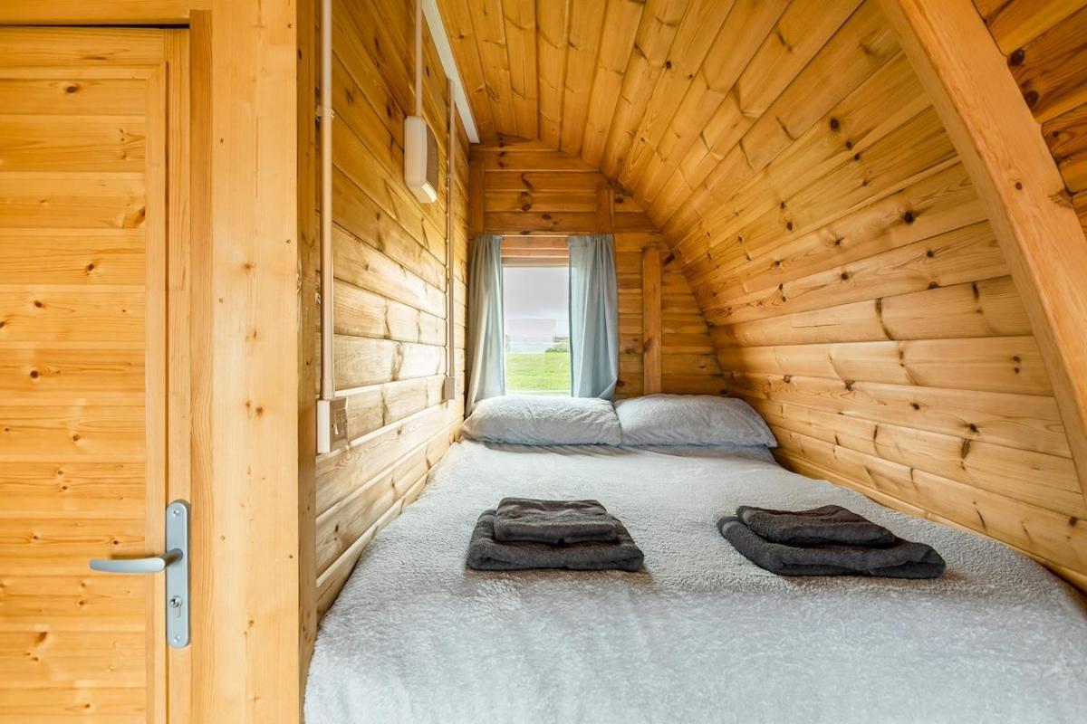 Cape Cornwall Pod With Vast Sea Views St Just Bagian luar foto